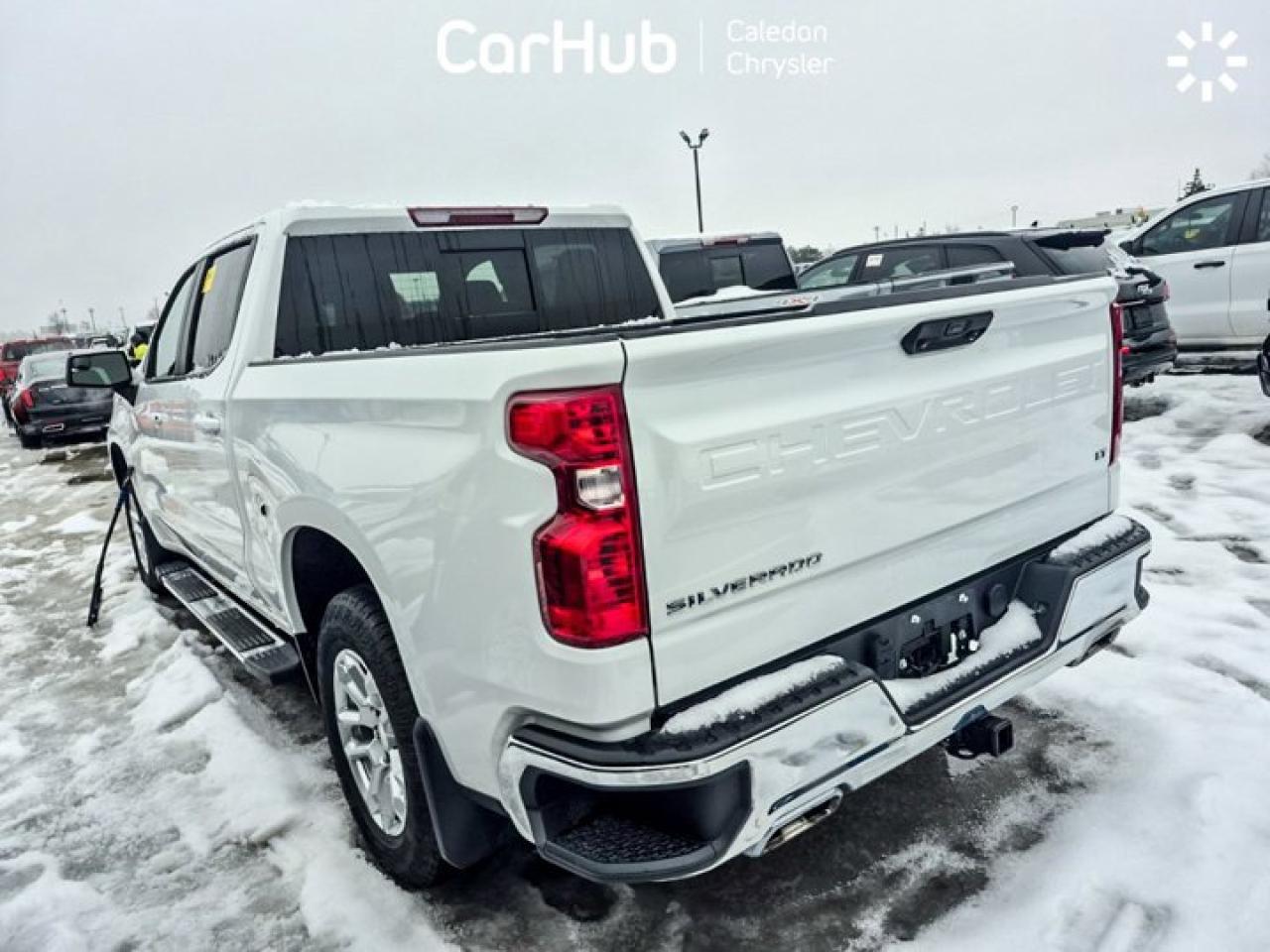 2023 Chevrolet Silverado 1500 LT 4WD Crew Cab 147" 5.3L 5 passengers with captain chair Photo