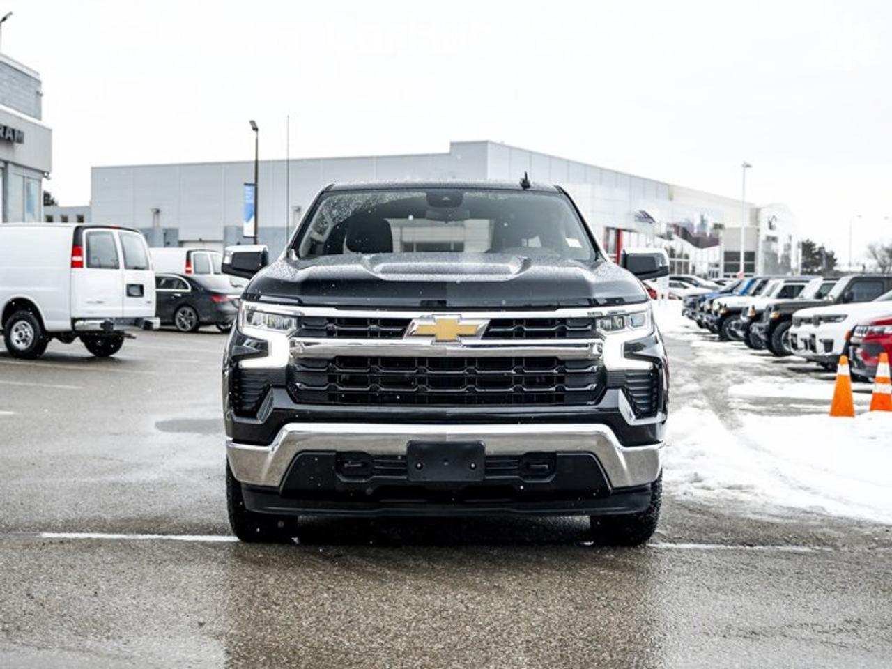 2024 Chevrolet Silverado 1500 LT 147'' V8 MultiPro Tailgate 6 Seater Side Steps Photo