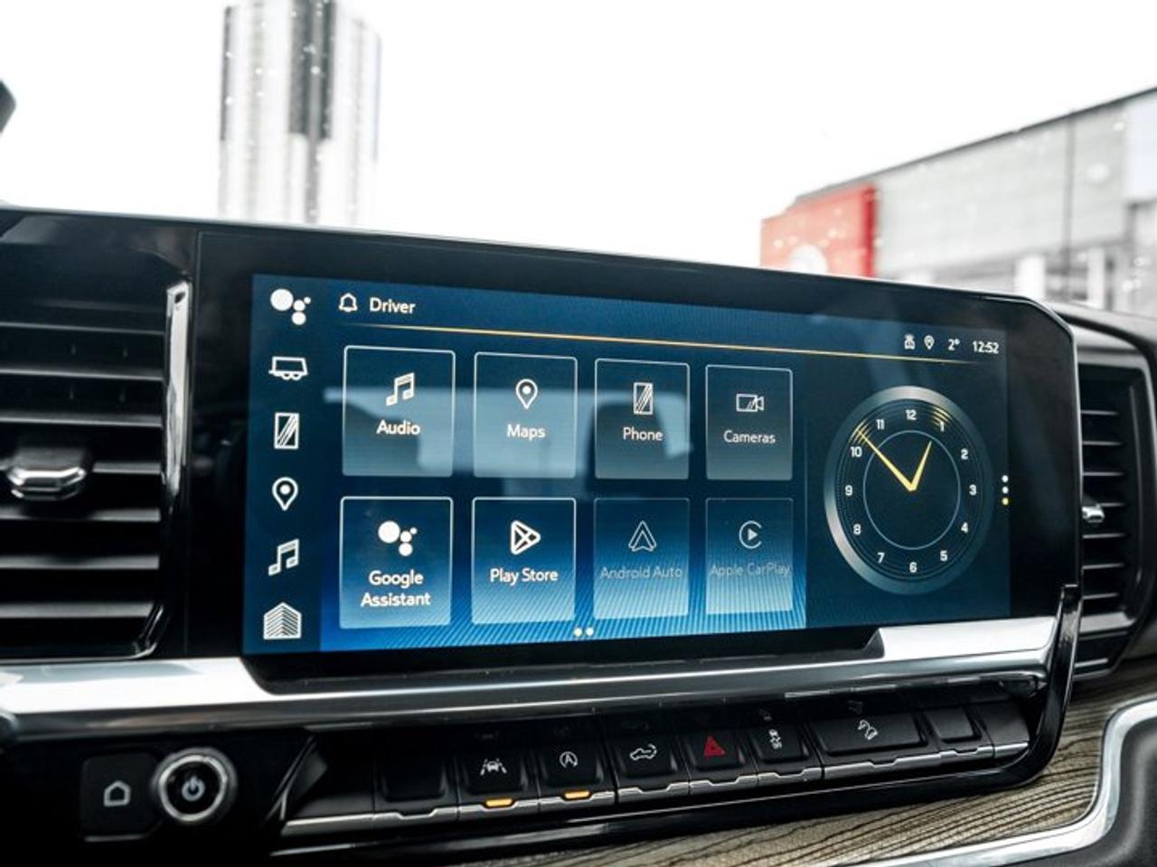 2024 Chevrolet Silverado 1500 LT 147'' V8 MultiPro Tailgate 6 Seater Side Steps Photo