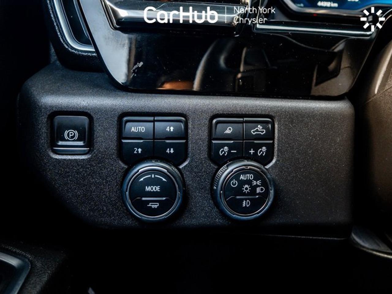 2023 Chevrolet Silverado 1500 High Country 157" 6.2L V8 13.4'' Screen Leather Captain Seats Photo