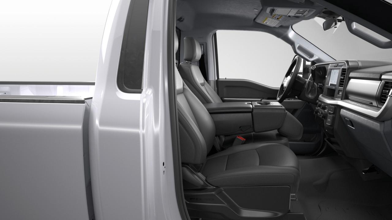 2026 Ford F-250 Super Duty SRW XLT Photo