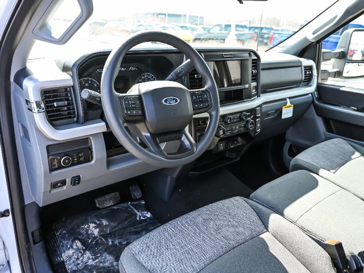 2026 Ford F-250 Super Duty SRW XLT Photo