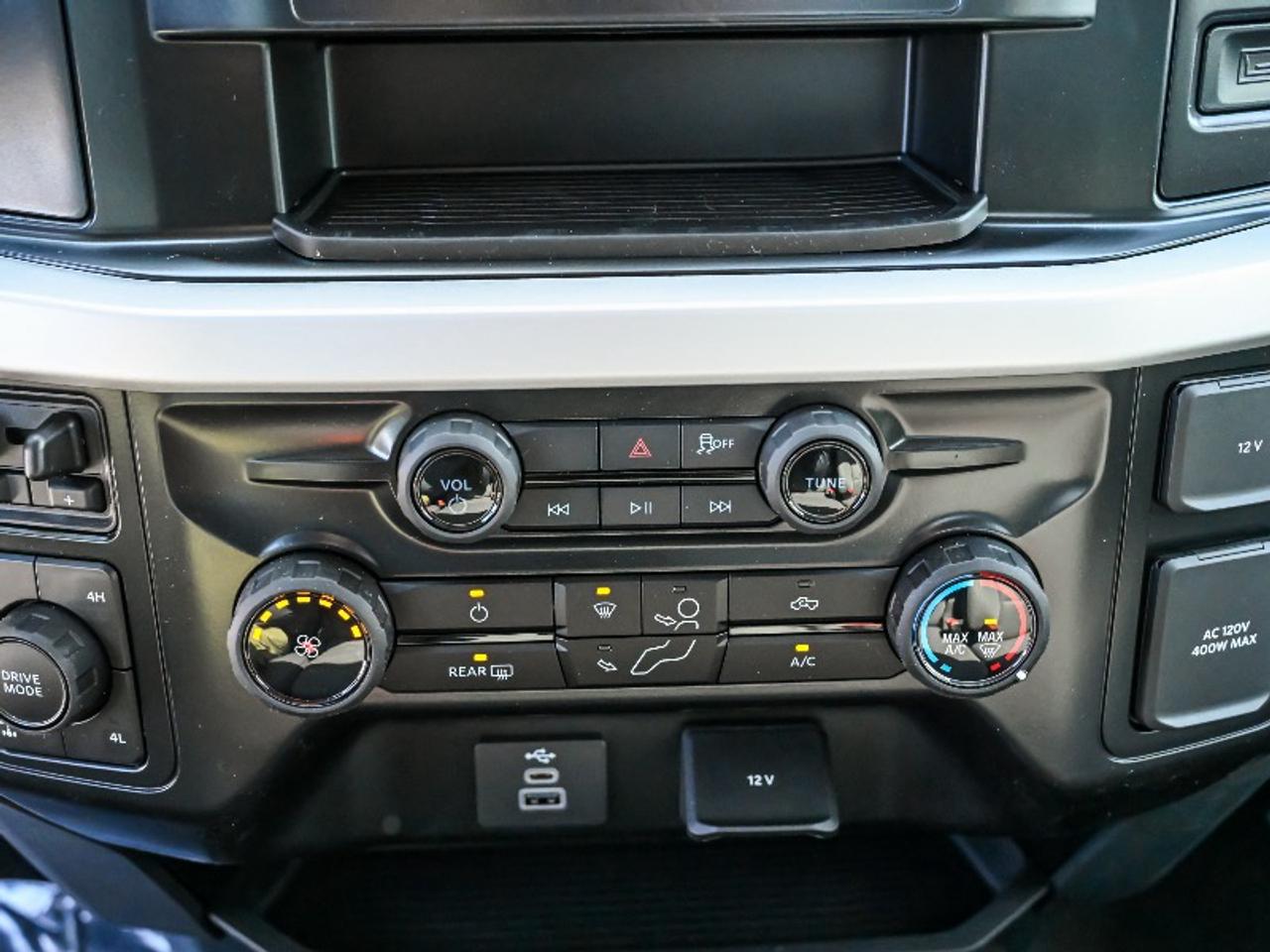 2026 Ford F-250 Super Duty SRW XLT Photo