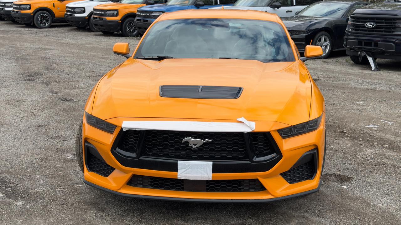2026 Ford Mustang GT Fastback Photo