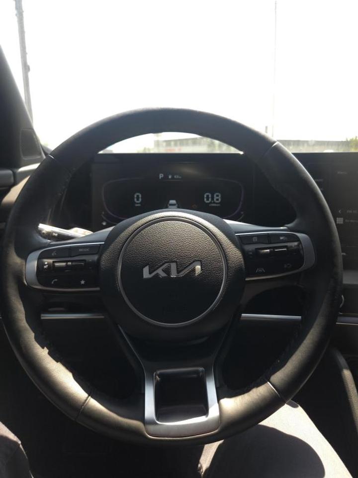 2025 Kia Sportage X-line AWD Photo