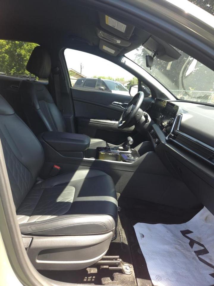 2025 Kia Sportage X-line AWD Photo