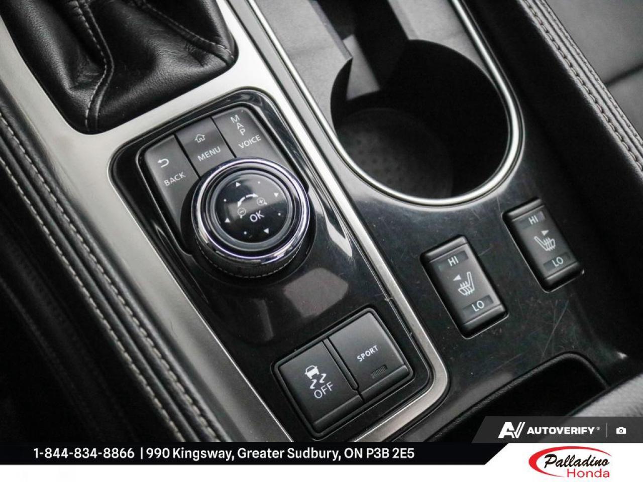 2023 Nissan Maxima SL Photo