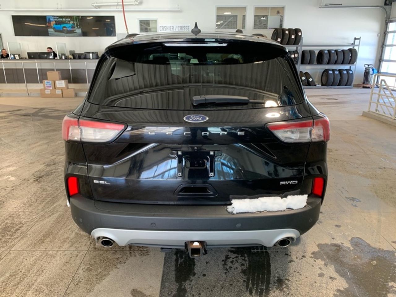 2021 Ford Escape SEL AWD Photo3