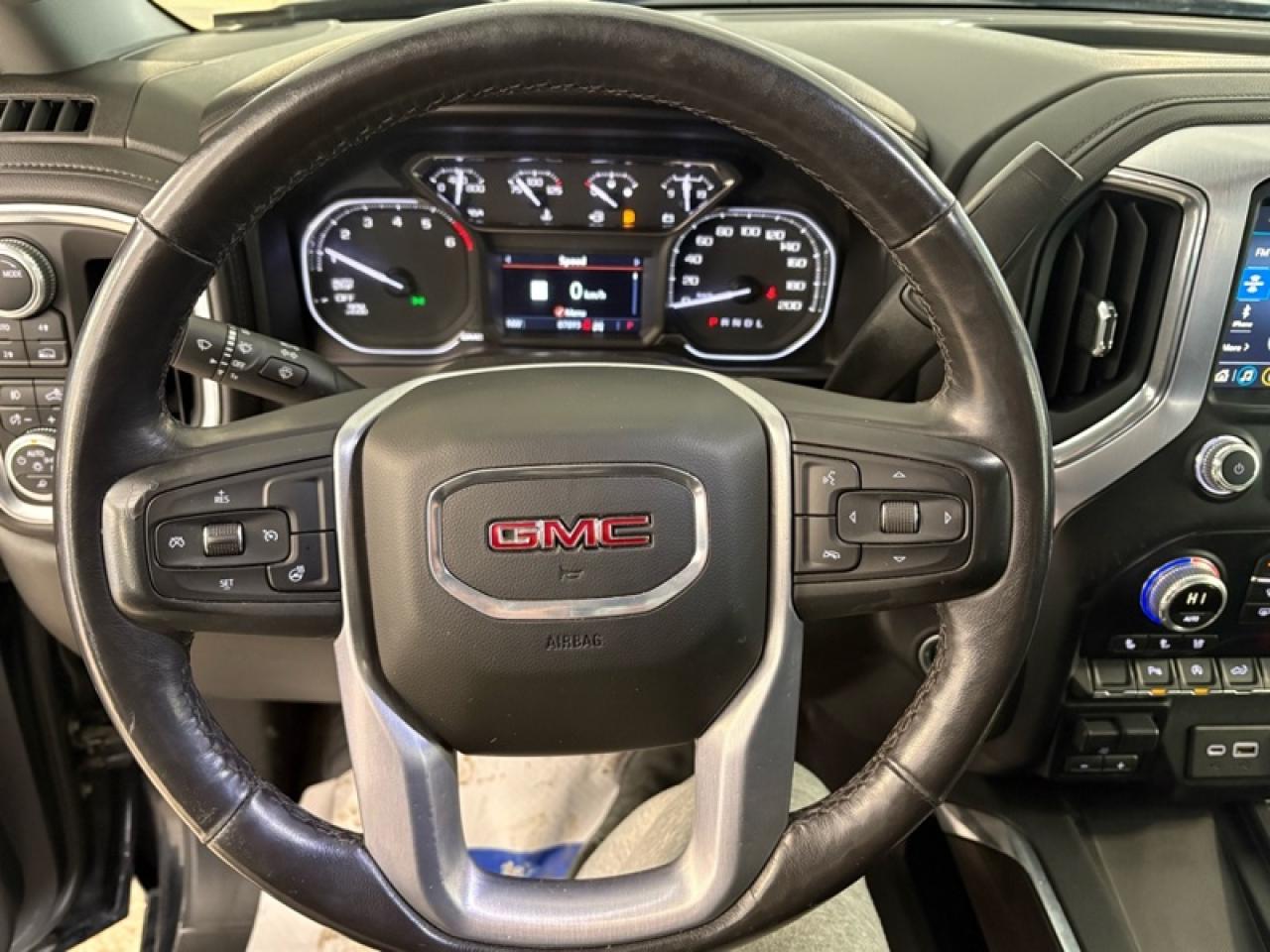 2020 GMC Sierra 1500 SLT Photo