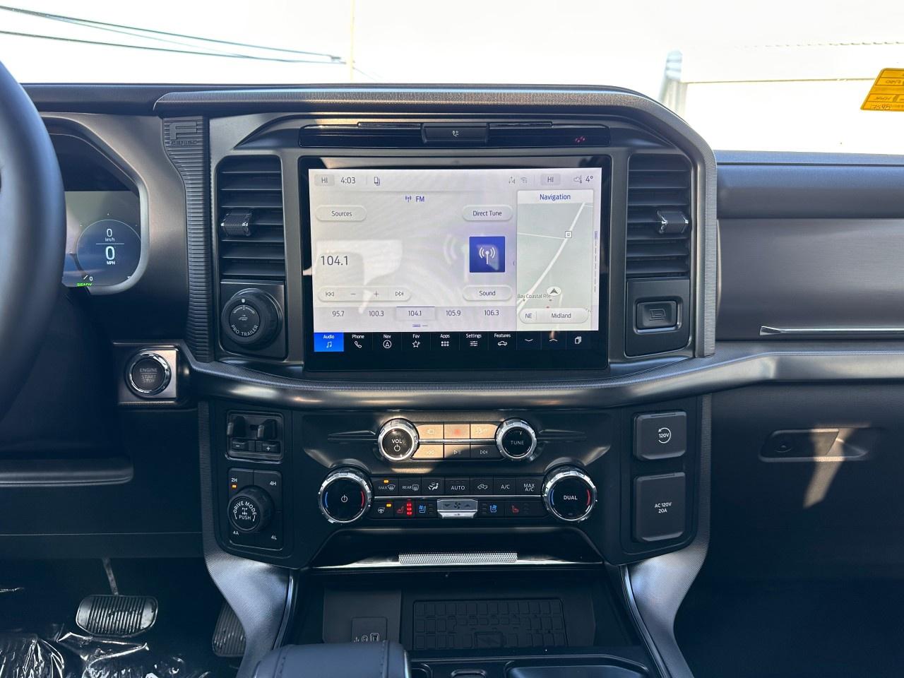 2026 Ford F-150 Platinum 4WD SuperCrew 5.5' Box Photo