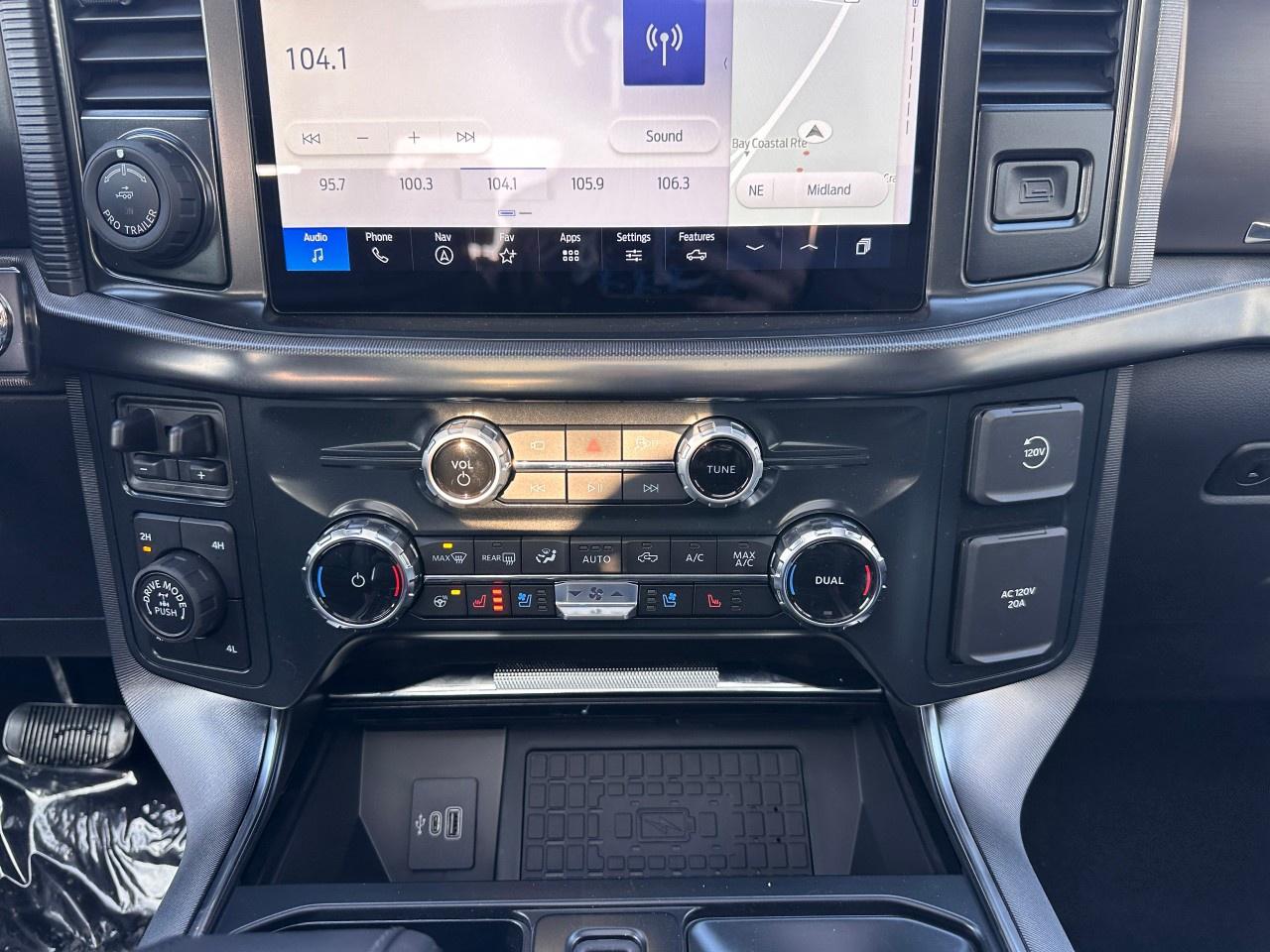 2026 Ford F-150 Platinum 4WD SuperCrew 5.5' Box Photo