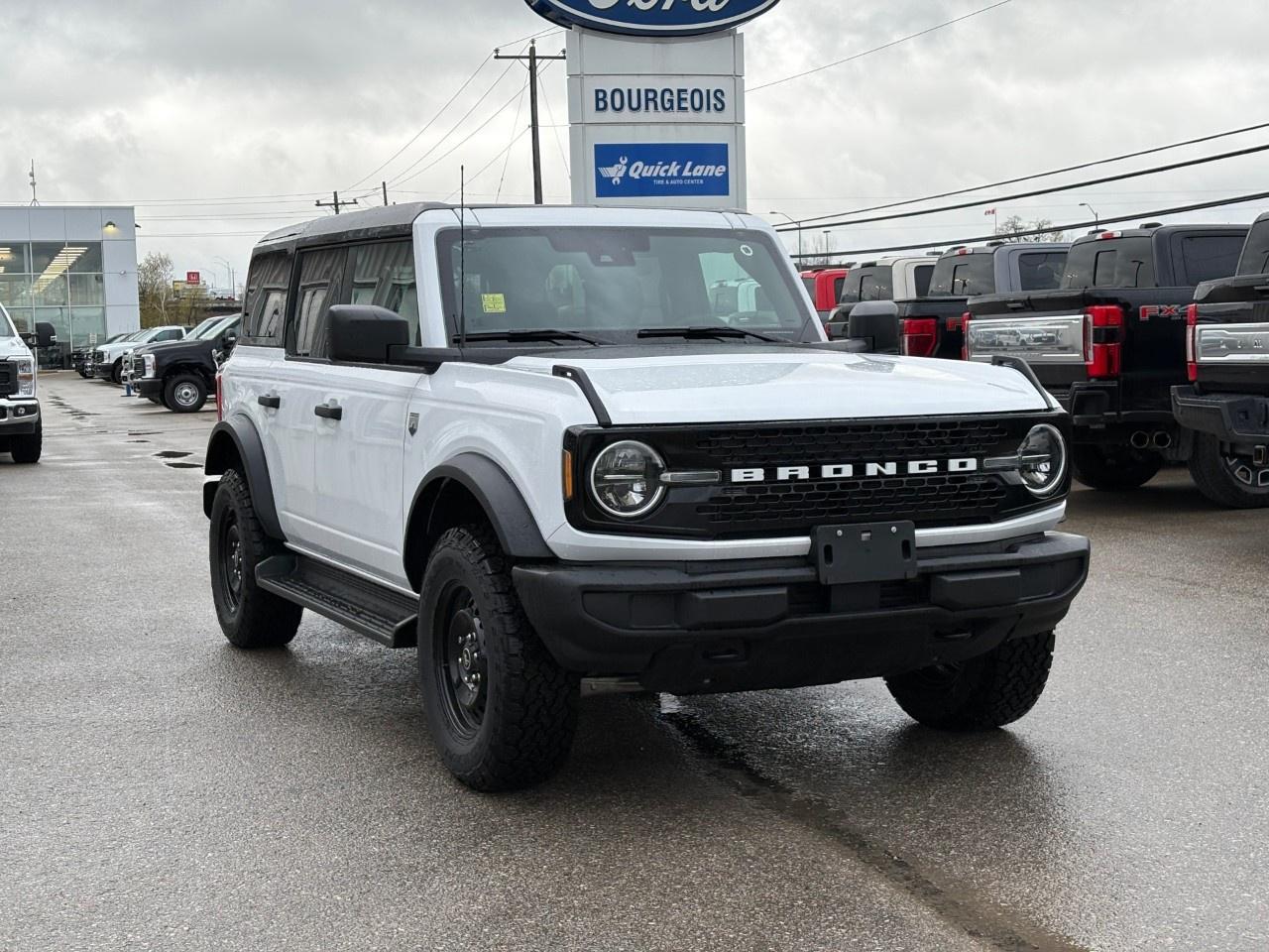 2026 Ford Bronco Big Bend 4 Door 4x4 Photo3