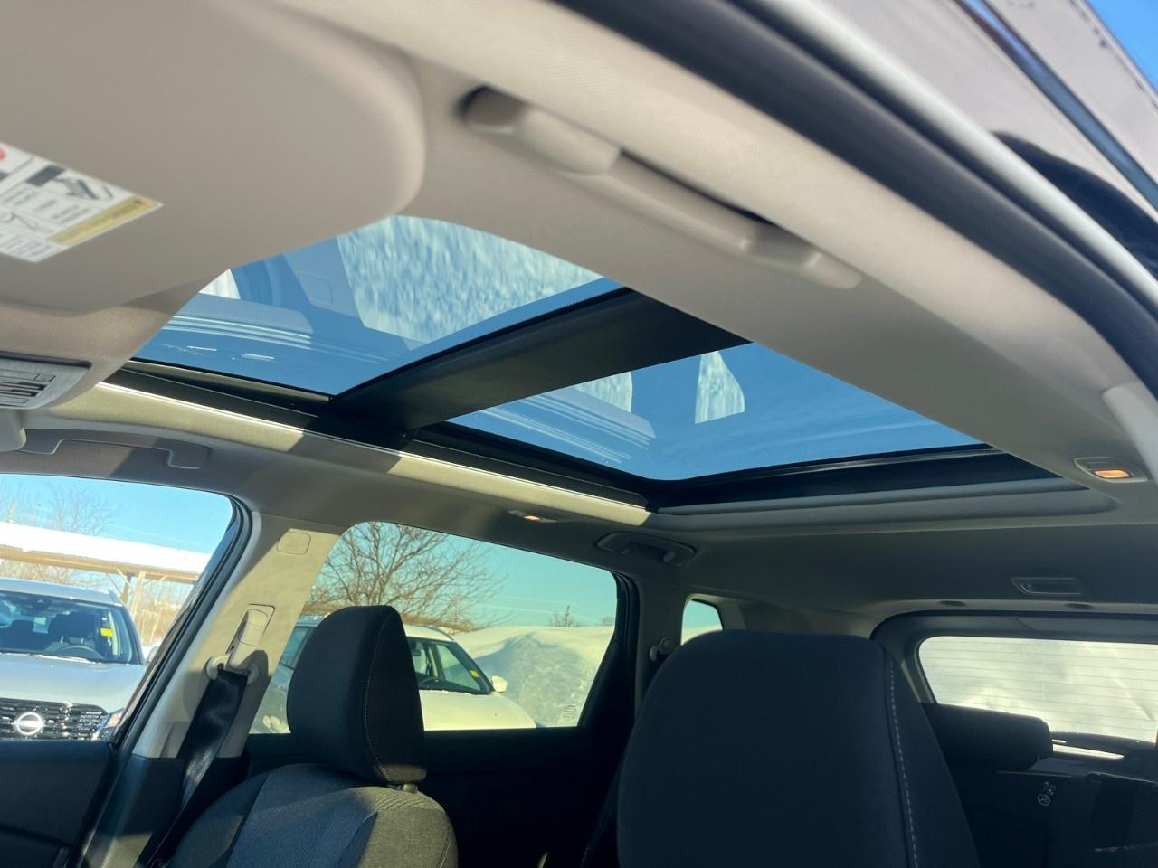 2026 Nissan Rogue AWD SV Moonroof Photo