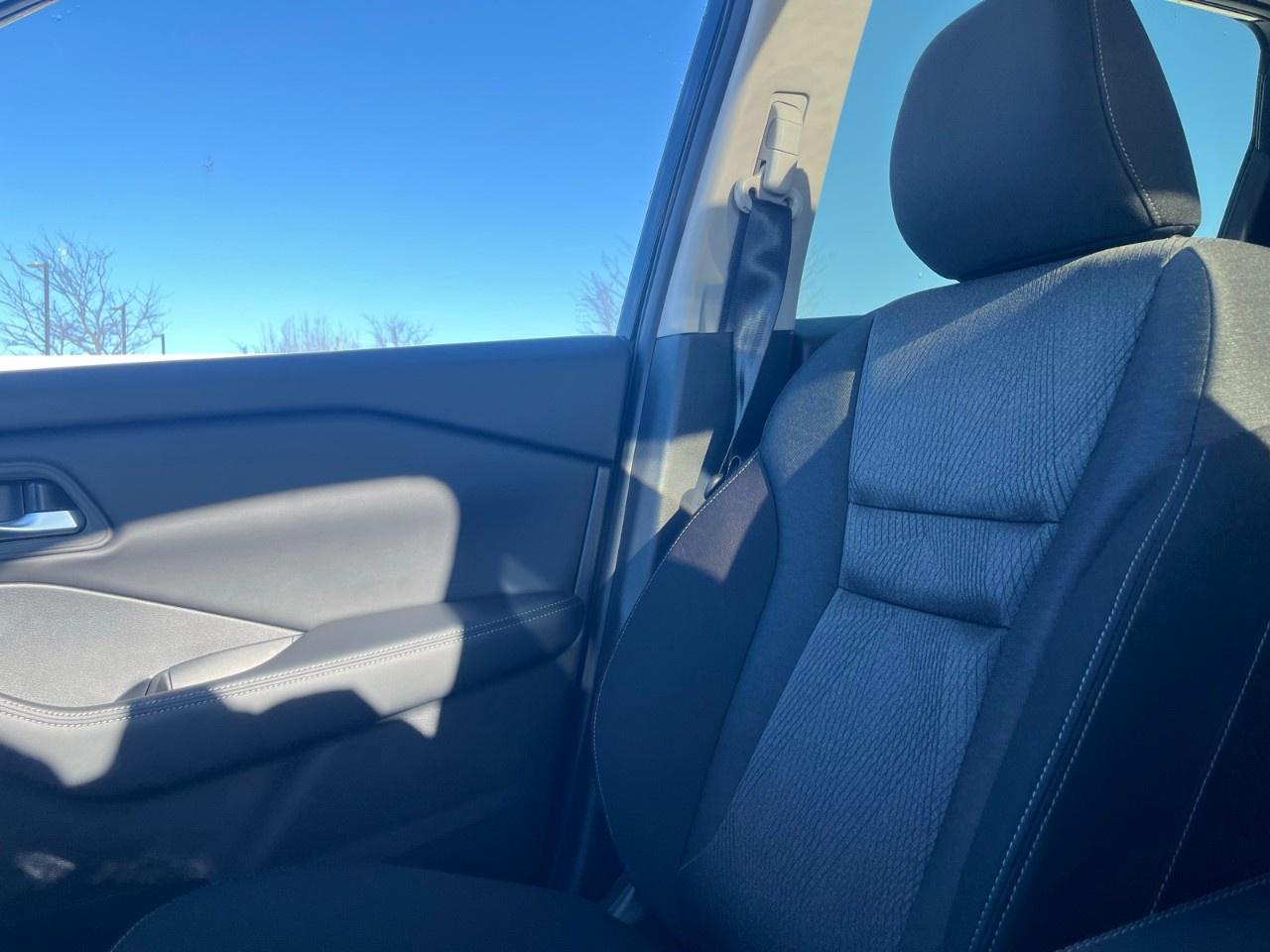 2026 Nissan Rogue AWD SV Moonroof Photo