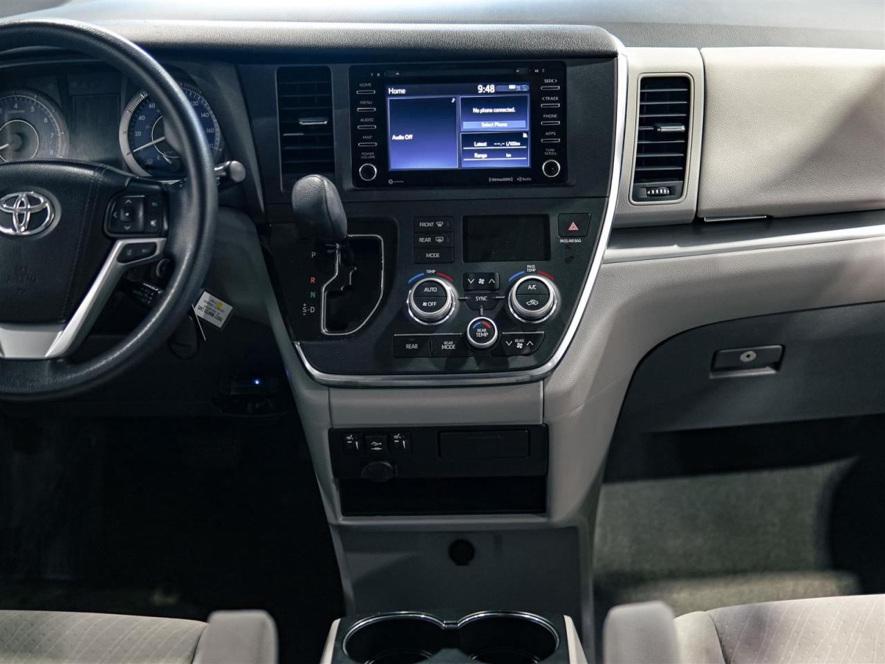 2019 Toyota Sienna LE | NO ACCIDENTS | ALLOYS | HEATED SEATS Photo