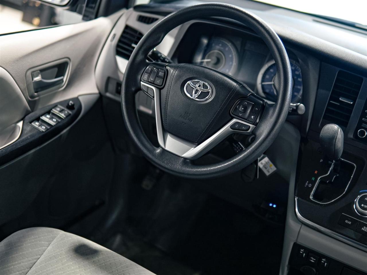2019 Toyota Sienna LE | NO ACCIDENTS | ALLOYS | HEATED SEATS Photo
