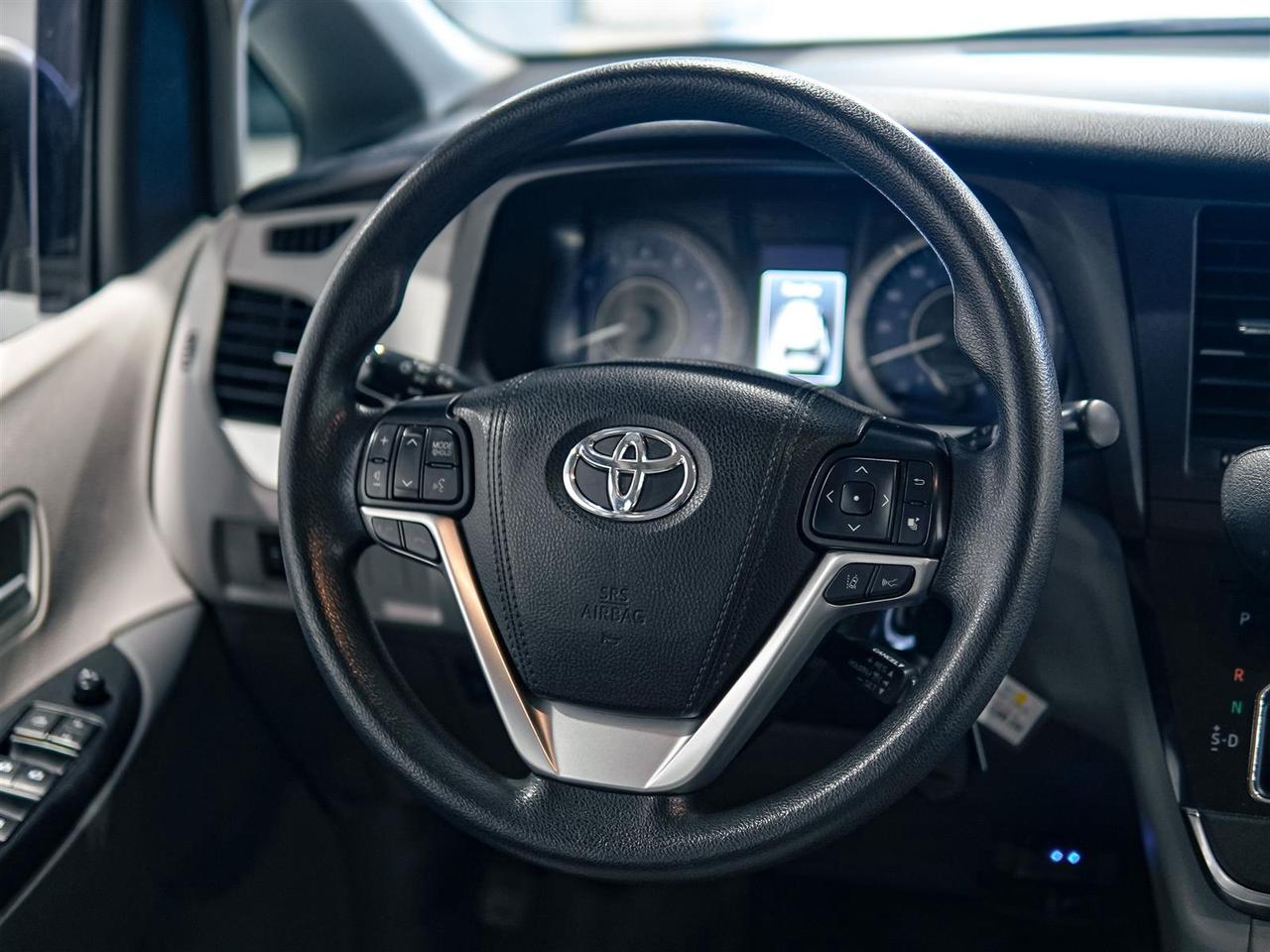 2019 Toyota Sienna LE | NO ACCIDENTS | ALLOYS | HEATED SEATS Photo