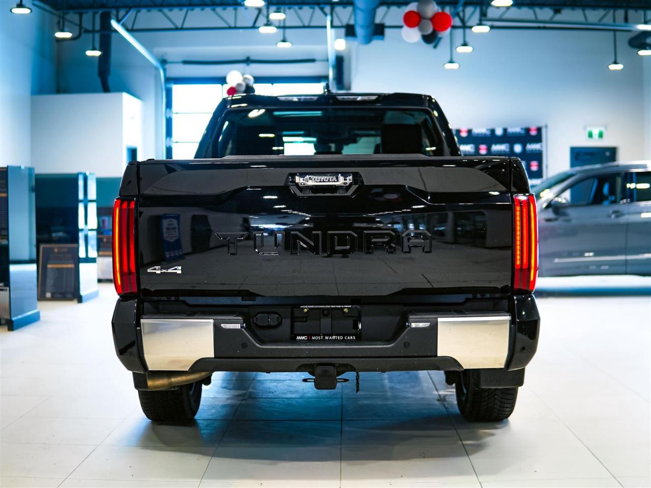 2022 Toyota Tundra CREW MAX | LIMITED | TRD | 4X4 | NO ACCIDENTS Photo