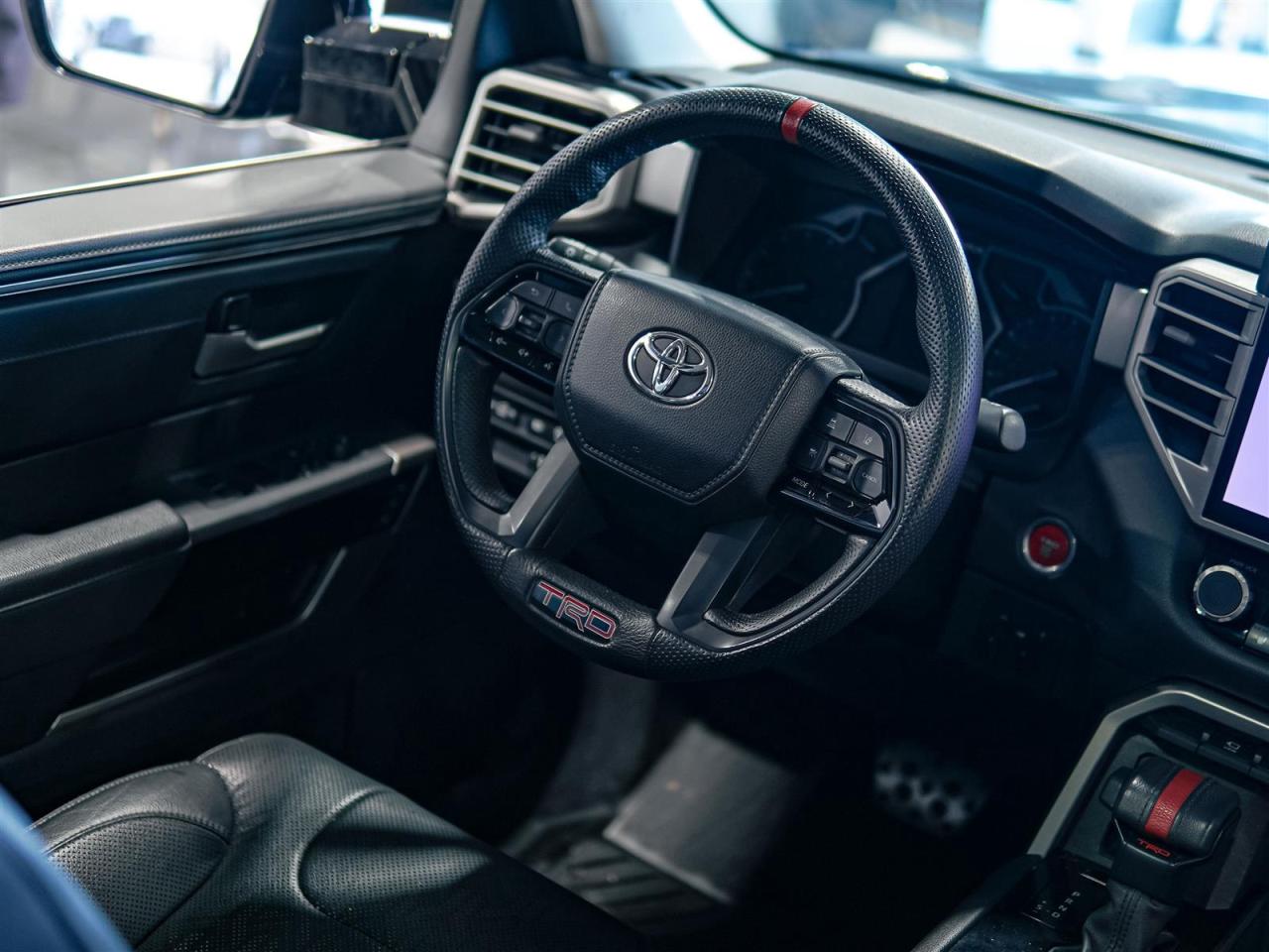 2022 Toyota Tundra CREW MAX | LIMITED | TRD | 4X4 | NO ACCIDENTS Photo