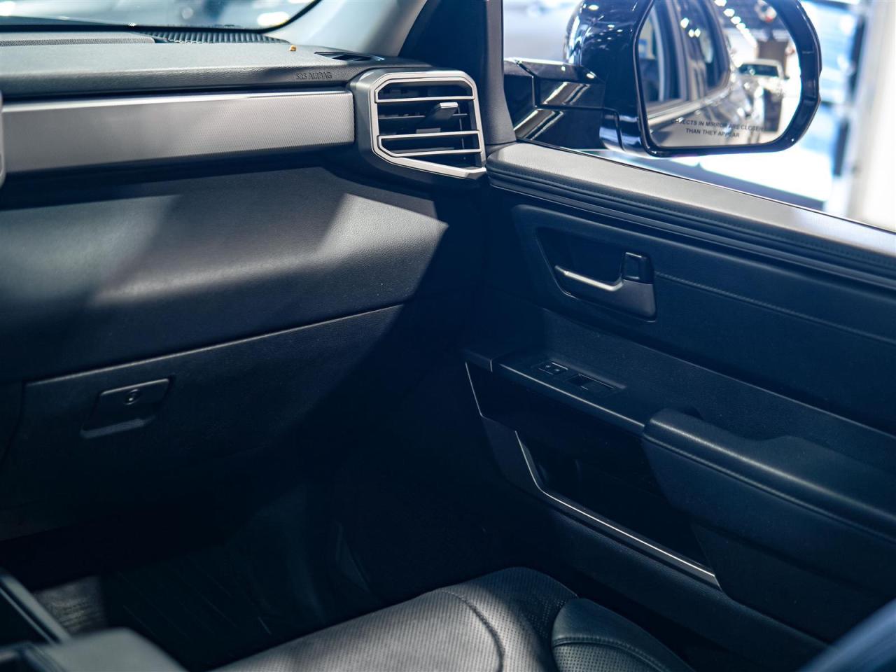 2022 Toyota Tundra CREW MAX | LIMITED | TRD | 4X4 | NO ACCIDENTS Photo