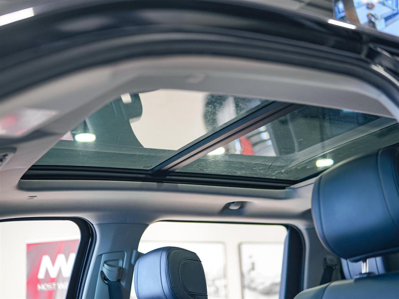 2022 Toyota Tundra CREW MAX | LIMITED | TRD | 4X4 | NO ACCIDENTS Photo