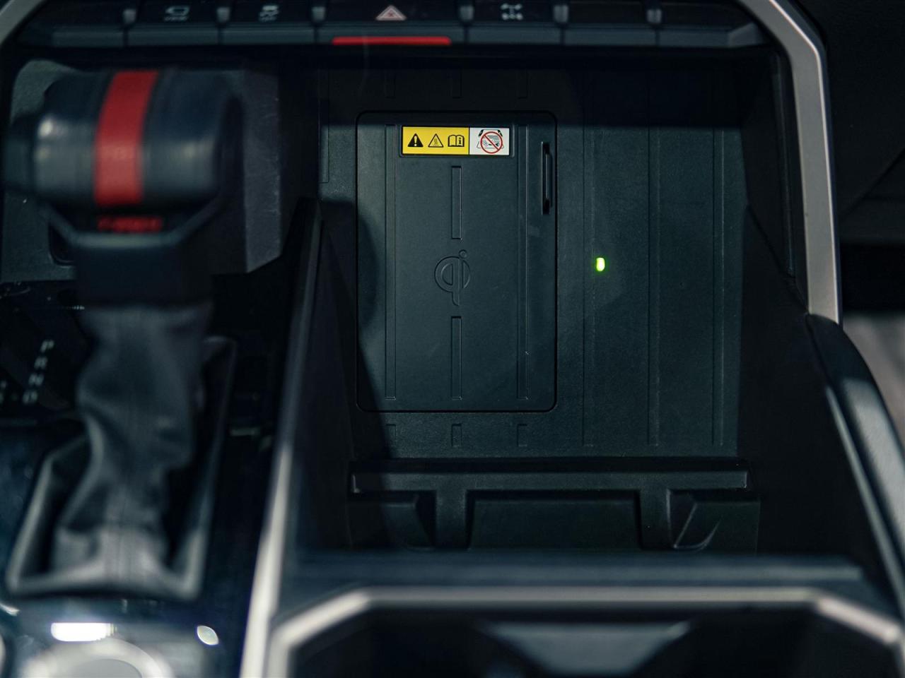 2022 Toyota Tundra CREW MAX | LIMITED | TRD | 4X4 | NO ACCIDENTS Photo