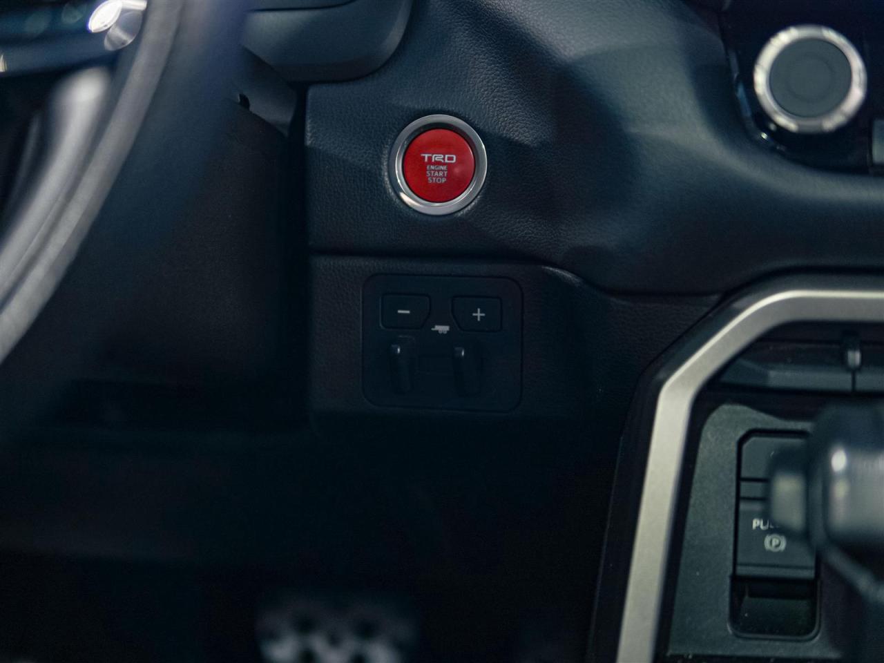 2022 Toyota Tundra CREW MAX | LIMITED | TRD | 4X4 | NO ACCIDENTS Photo