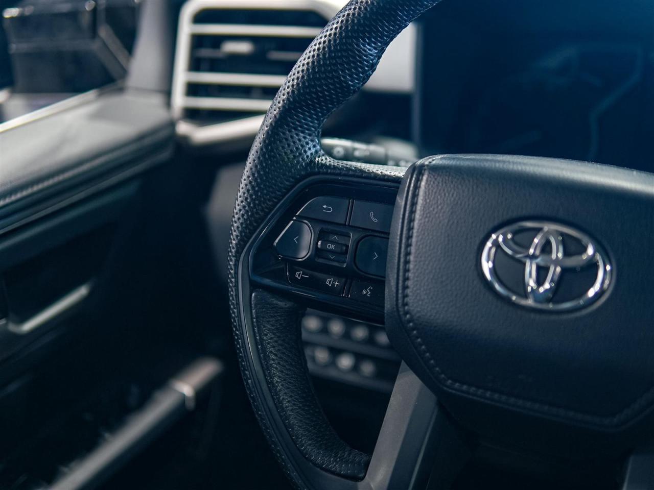 2022 Toyota Tundra CREW MAX | LIMITED | TRD | 4X4 | NO ACCIDENTS Photo