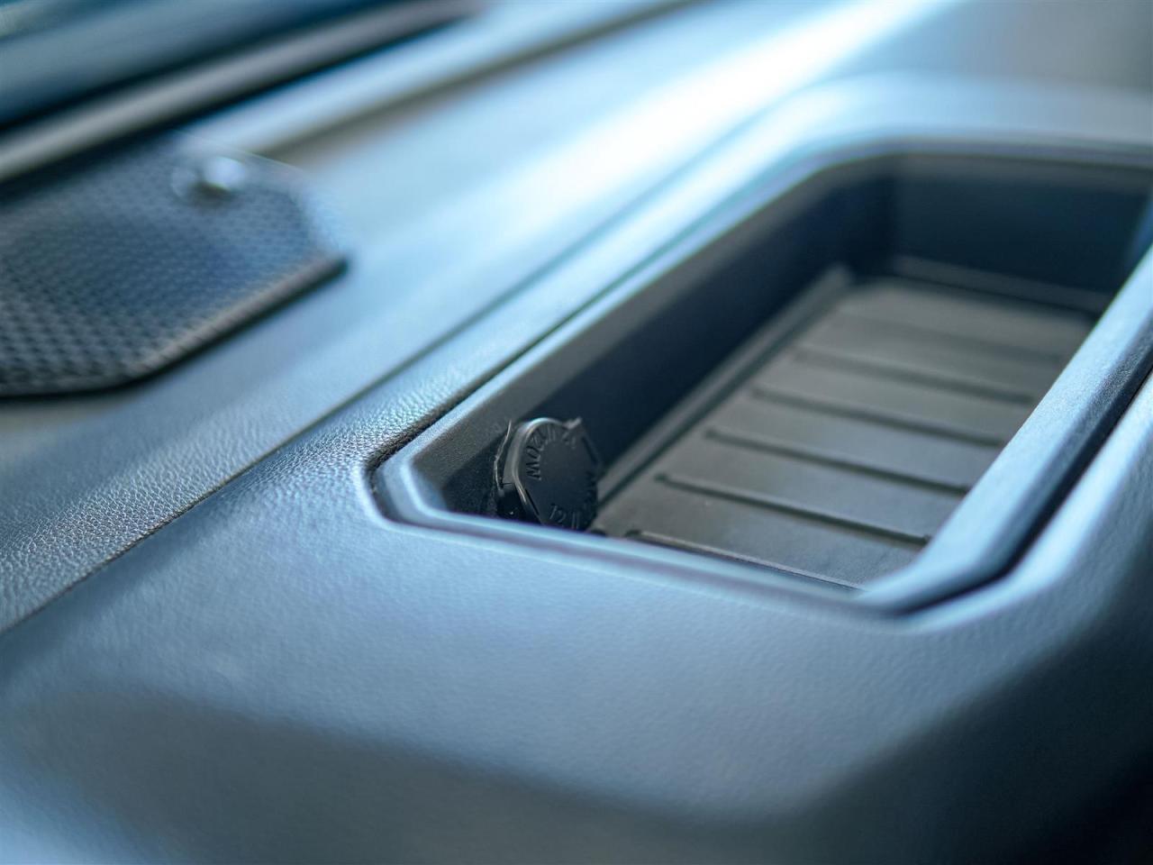 2022 Toyota Tundra CREW MAX | LIMITED | TRD | 4X4 | NO ACCIDENTS Photo