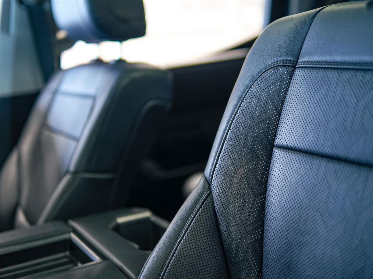 2022 Toyota Tundra CREW MAX | LIMITED | TRD | 4X4 | NO ACCIDENTS Photo