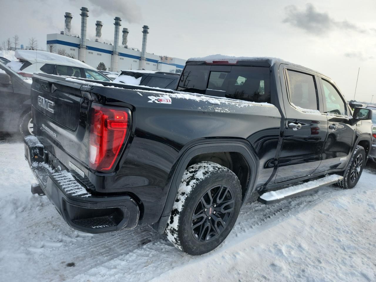 2024 GMC Sierra 1500 ELEVATION CREW CAB 4WD | X31 | PREF PKG | NO ACCIDENTS Photo