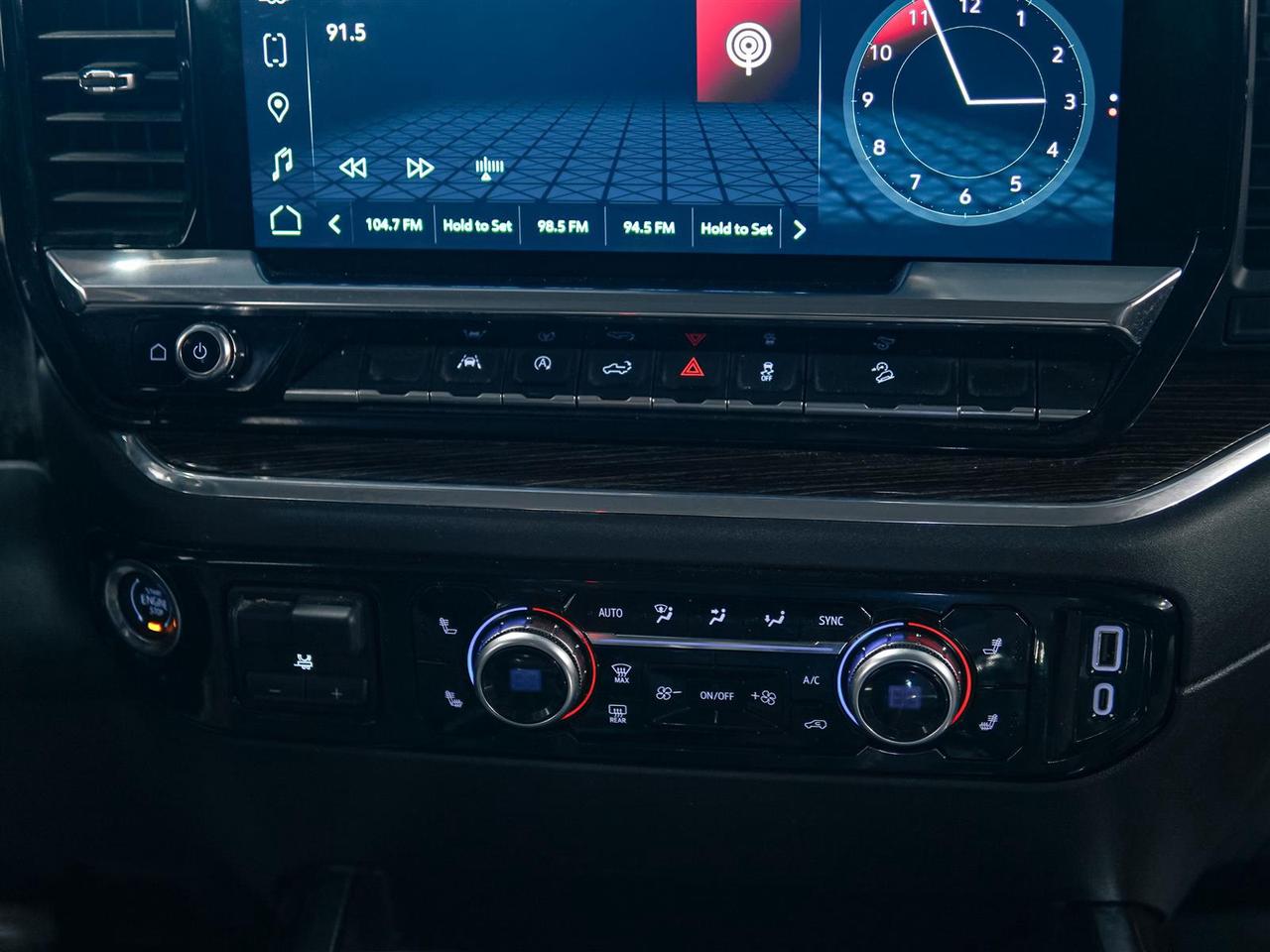 2024 GMC Sierra 1500 ELEVATION CREW CAB 4WD | DIESEL | X31 | PREF PKG Photo