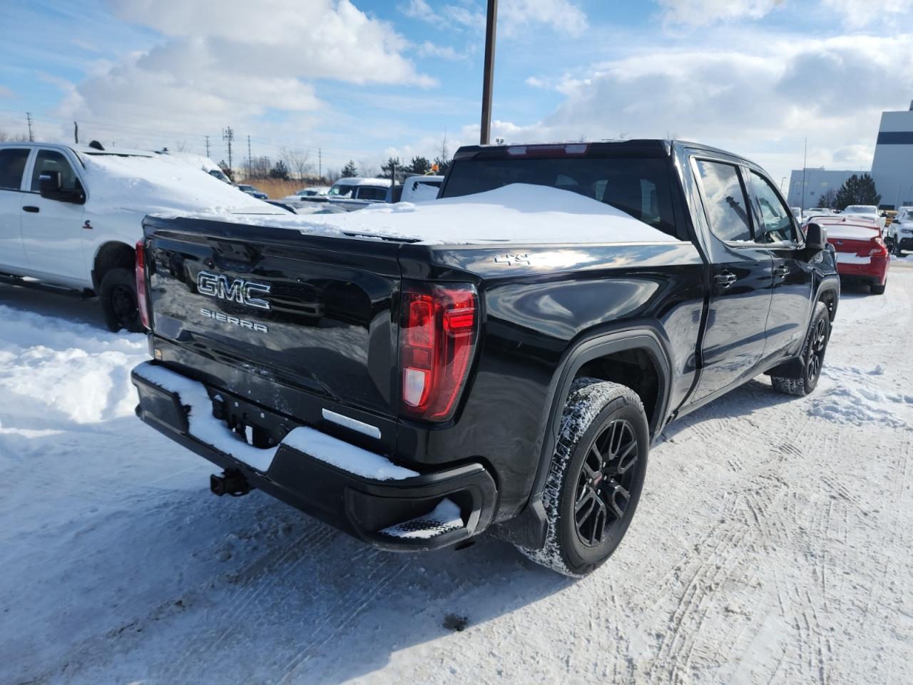 2024 GMC Sierra 1500 ELEVATION CREW CAB 4WD | NO ACCIDENTS Photo