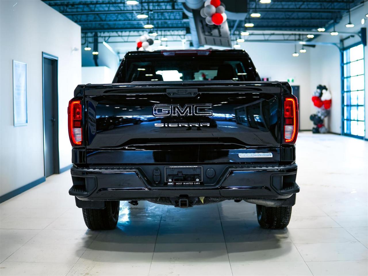 2024 GMC Sierra 1500 ELEVATION CREW CAB 4WD | NO ACCIDENTS Photo