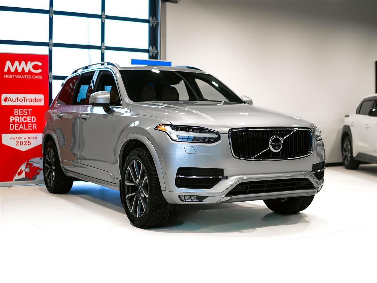 2018 Volvo XC90 MOMENTUM PLUS | VISION PKG | CONV PKG | AWD | NO ACCIDENTS Photo