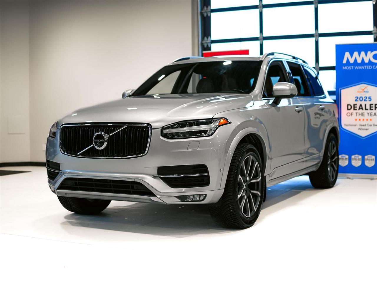 2018 Volvo XC90 MOMENTUM PLUS | VISION PKG | CONV PKG | AWD | NO ACCIDENTS Photo