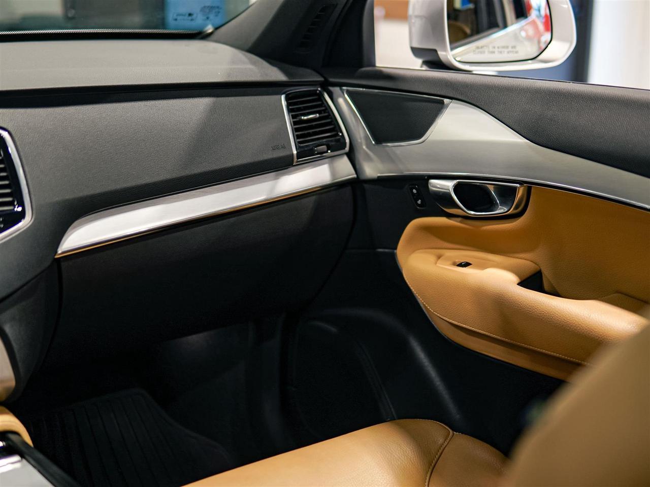 2018 Volvo XC90 MOMENTUM PLUS | VISION PKG | CONV PKG | AWD | NO ACCIDENTS Photo