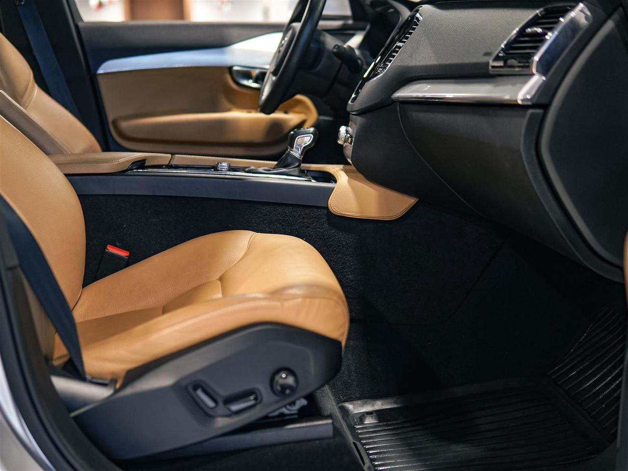 2018 Volvo XC90 MOMENTUM PLUS | VISION PKG | CONV PKG | AWD | NO ACCIDENTS Photo