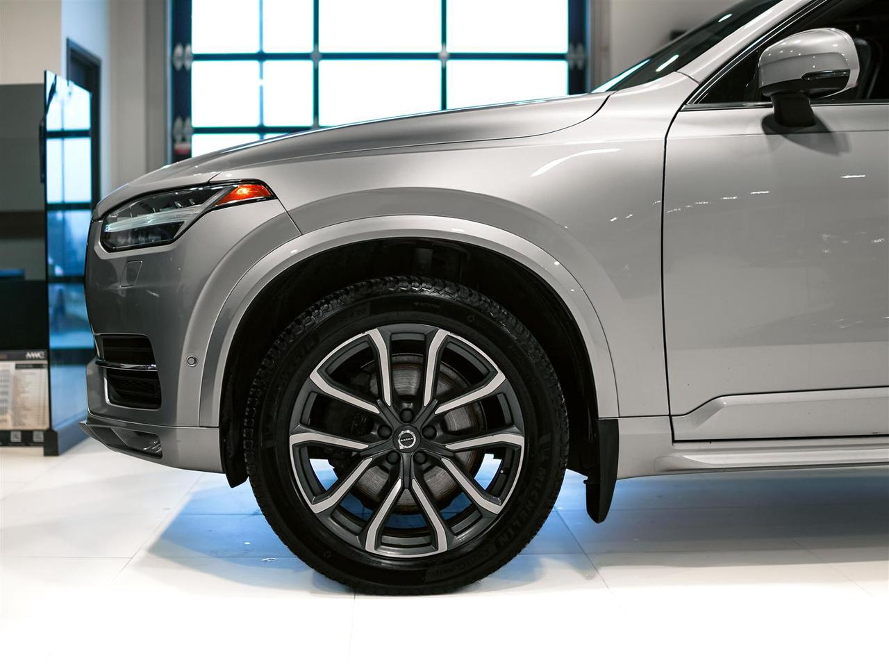 2018 Volvo XC90 MOMENTUM PLUS | VISION PKG | CONV PKG | AWD | NO ACCIDENTS Photo