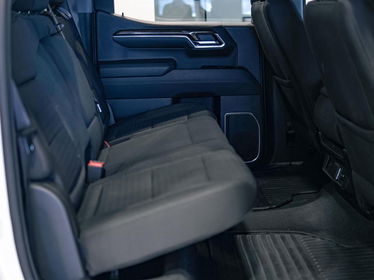 2023 GMC Sierra 1500 ELEVATION CREW CAB 4WD | NO ACCIDENTS Photo