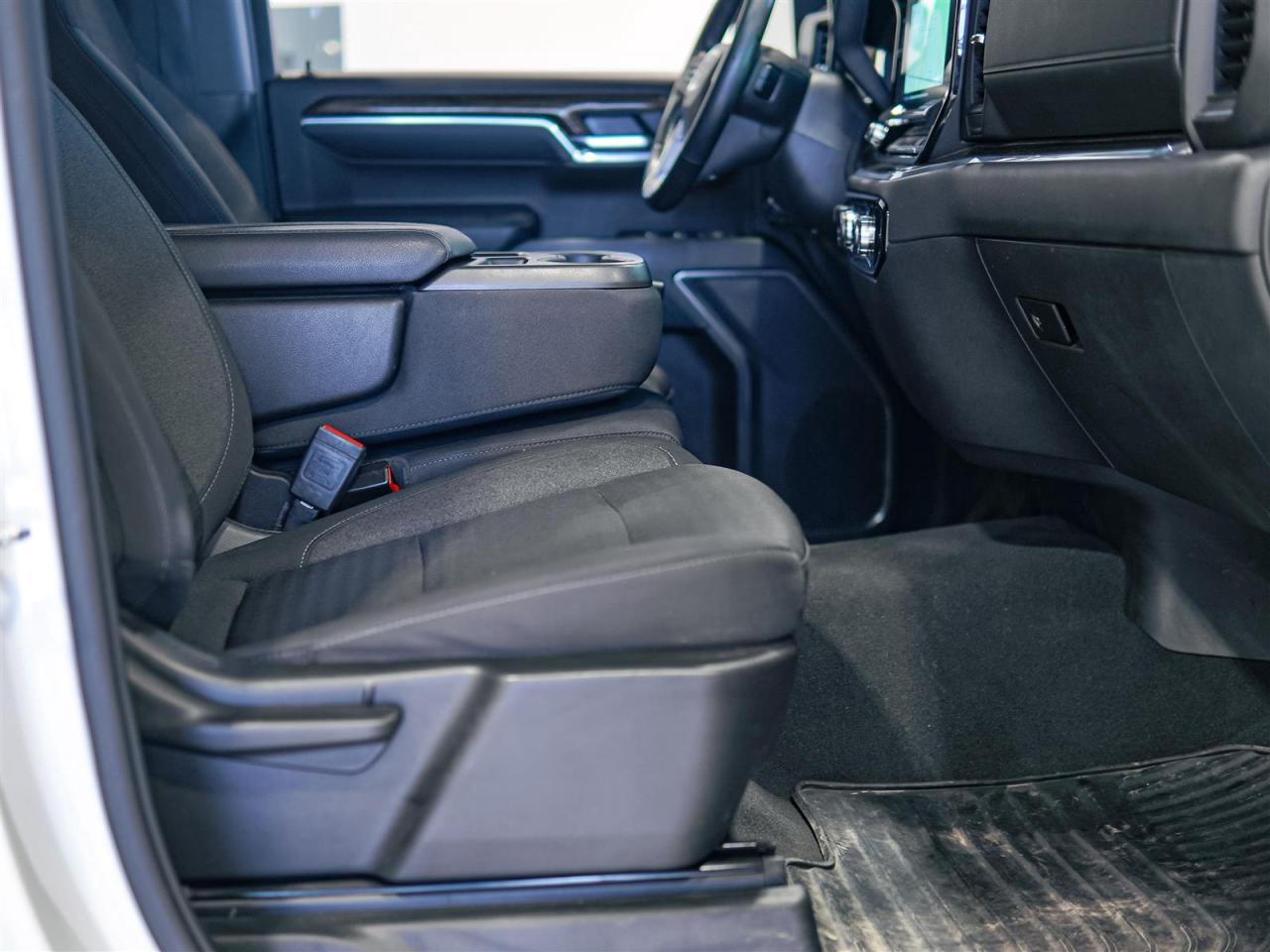 2023 GMC Sierra 1500 ELEVATION CREW CAB 4WD | NO ACCIDENTS Photo