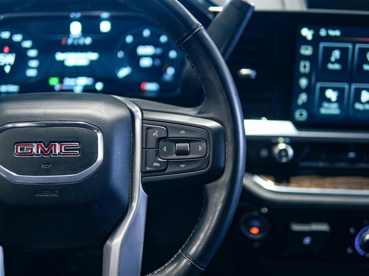 2023 GMC Sierra 1500 ELEVATION CREW CAB 4WD | NO ACCIDENTS Photo