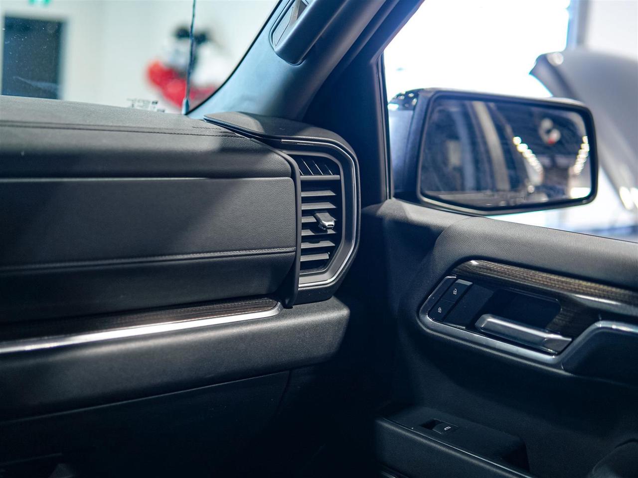 2023 Chevrolet Silverado 1500 LT TRAIL BOSS CREW CAB | DIESEL | NO ACCIDENTS Photo