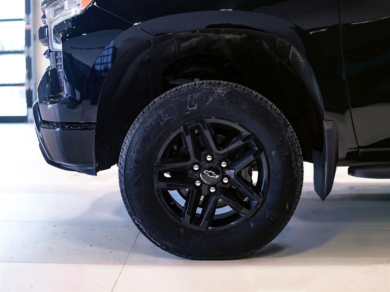 2023 Chevrolet Silverado 1500 LT TRAIL BOSS CREW CAB | DIESEL | NO ACCIDENTS Photo