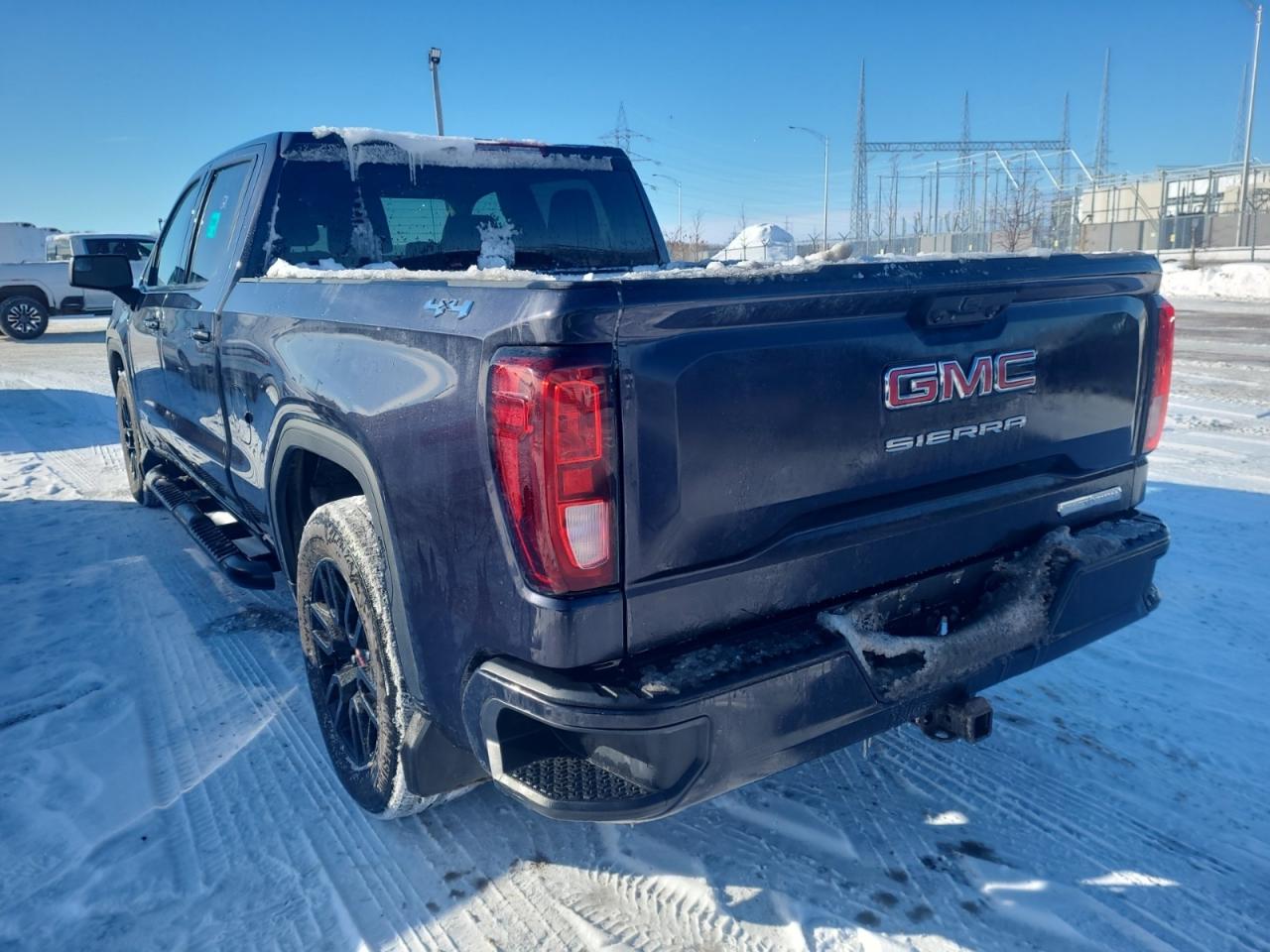 2024 GMC Sierra 1500 ELEVATION CREW CAB 4WD | NO ACCIDENTS Photo