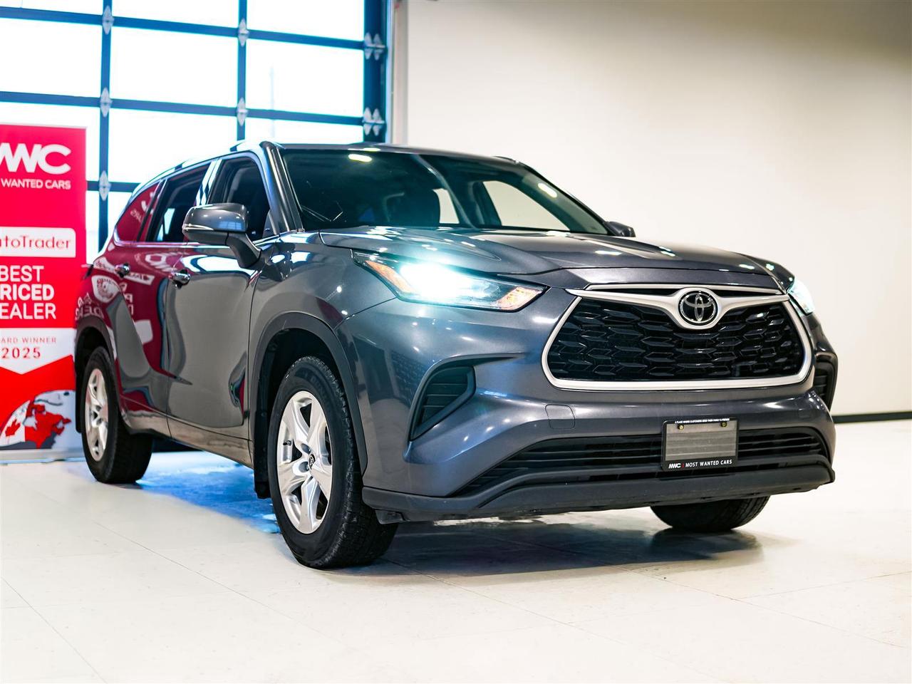 2022 Toyota Highlander LE AWD | NO ACCIDENTS | BLIND SPOT | ALLOYS Photo3