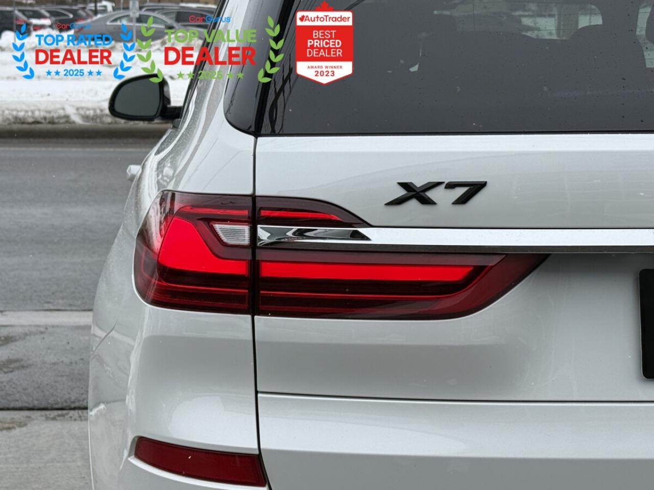 2019 BMW X7 M50i | INDIVIDUAL LINE | SKY LOUNGE | FULLY LOADED Photo