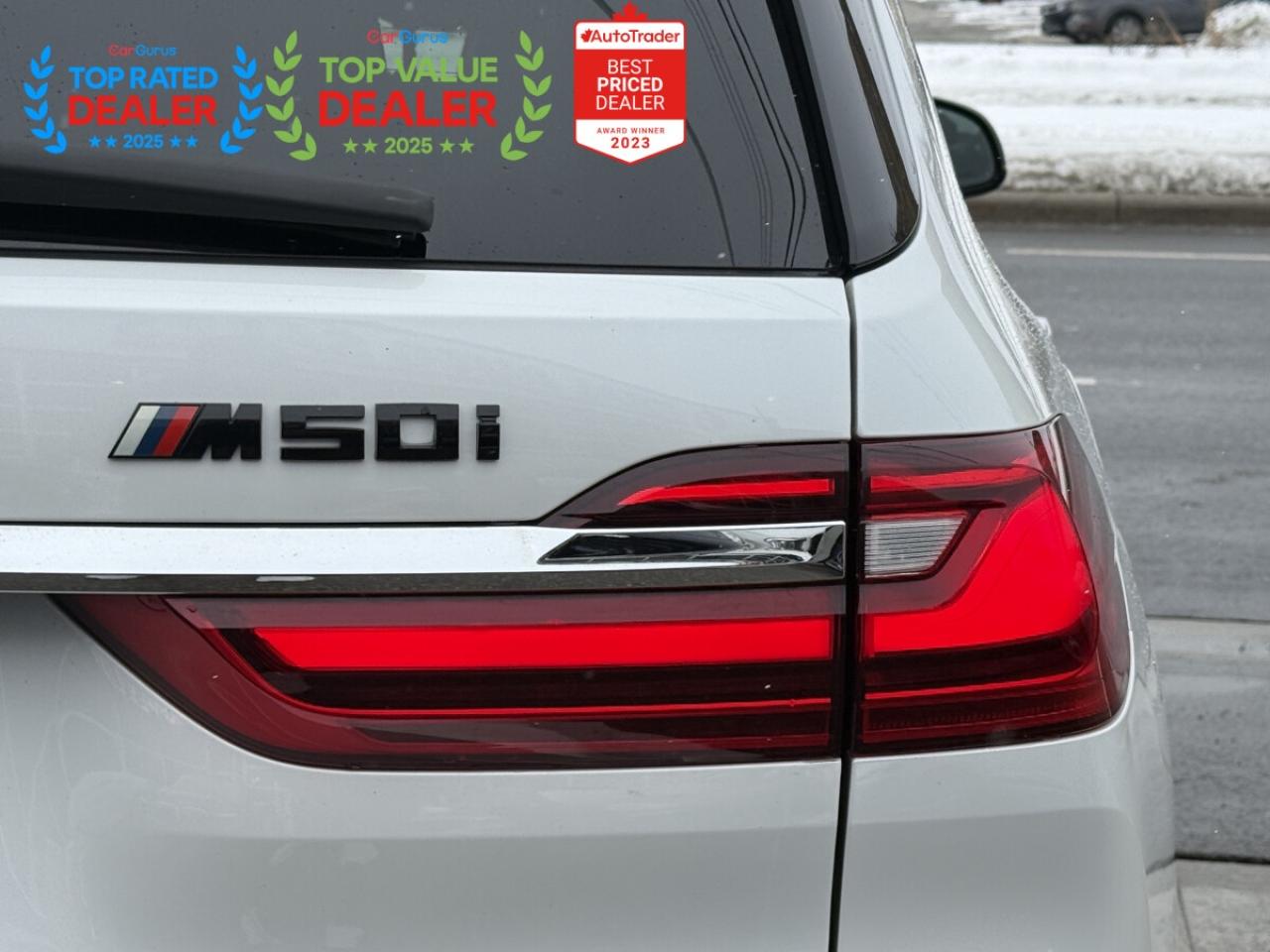 2019 BMW X7 M50i | INDIVIDUAL LINE | SKY LOUNGE | FULLY LOADED Photo