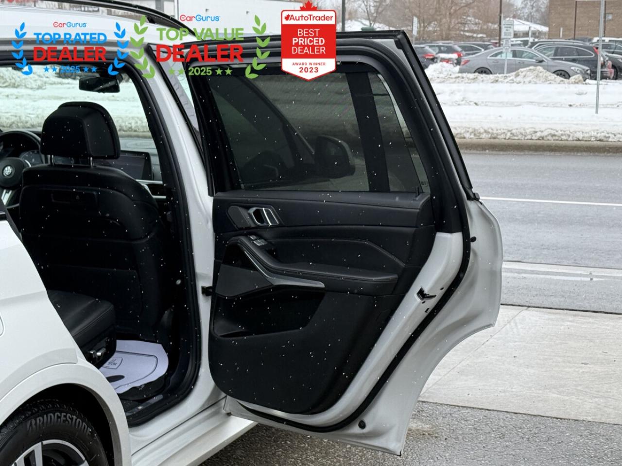 2019 BMW X7 M50i | INDIVIDUAL LINE | SKY LOUNGE | FULLY LOADED Photo