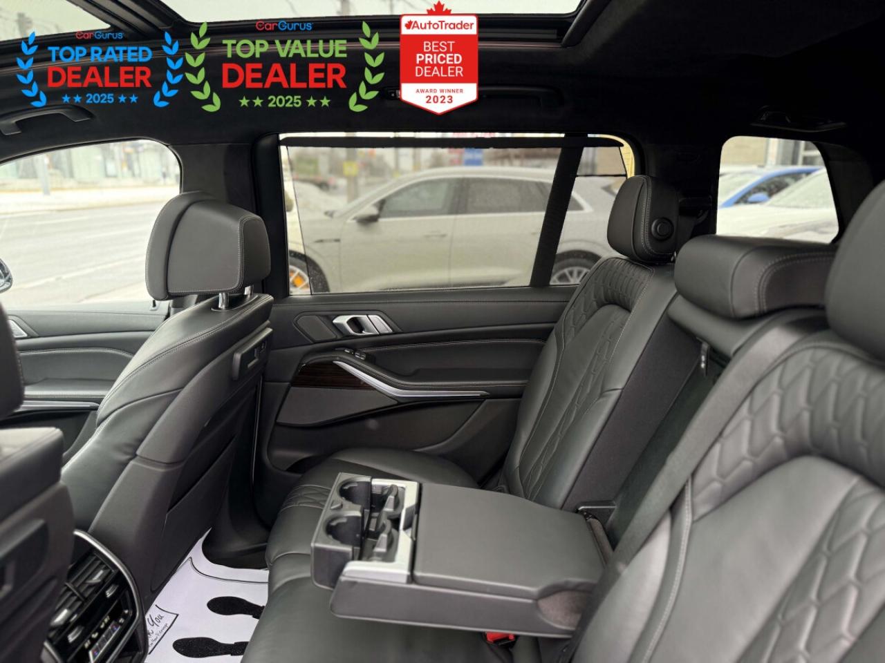 2019 BMW X7 M50i | INDIVIDUAL LINE | SKY LOUNGE | FULLY LOADED Photo